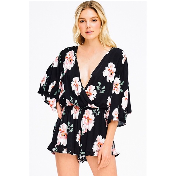 Black Floral V-Neck Ruffle Hem Angel Boho Romper - Picture 2 of 8